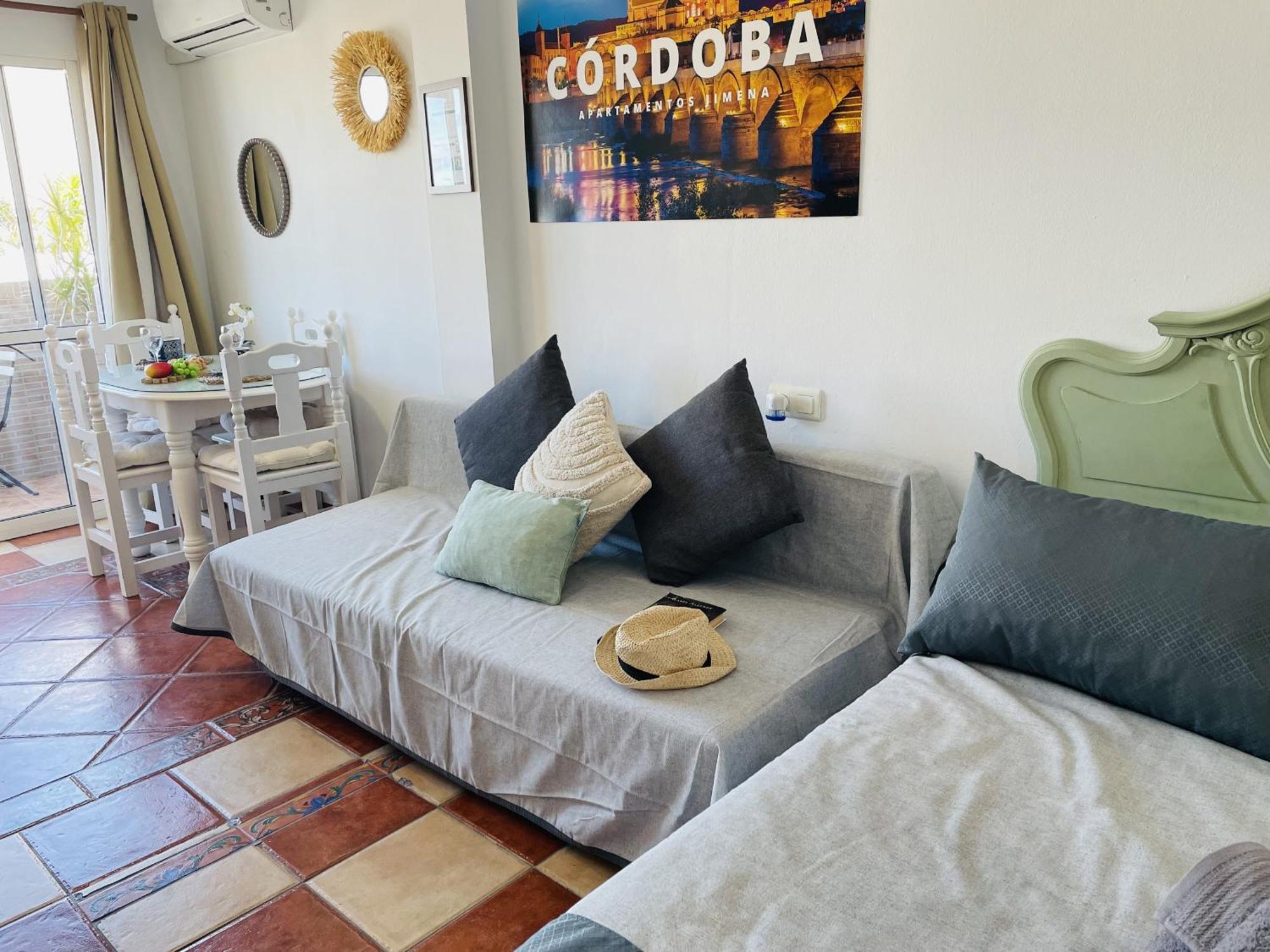 Estudio Jimena Cordoba En El Centro De Nerja Exterior foto