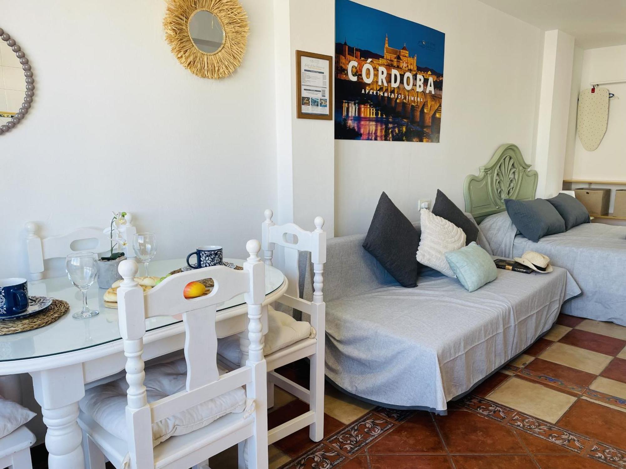 Estudio Jimena Cordoba En El Centro De Nerja Exterior foto